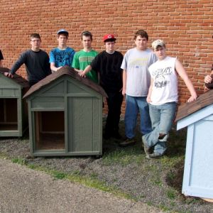 Students Build Dog Houses for Animal Shelter