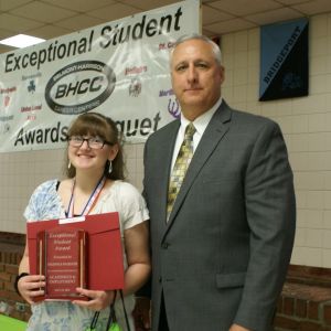 Shawna Warner Receives "Exceptional Student" Award